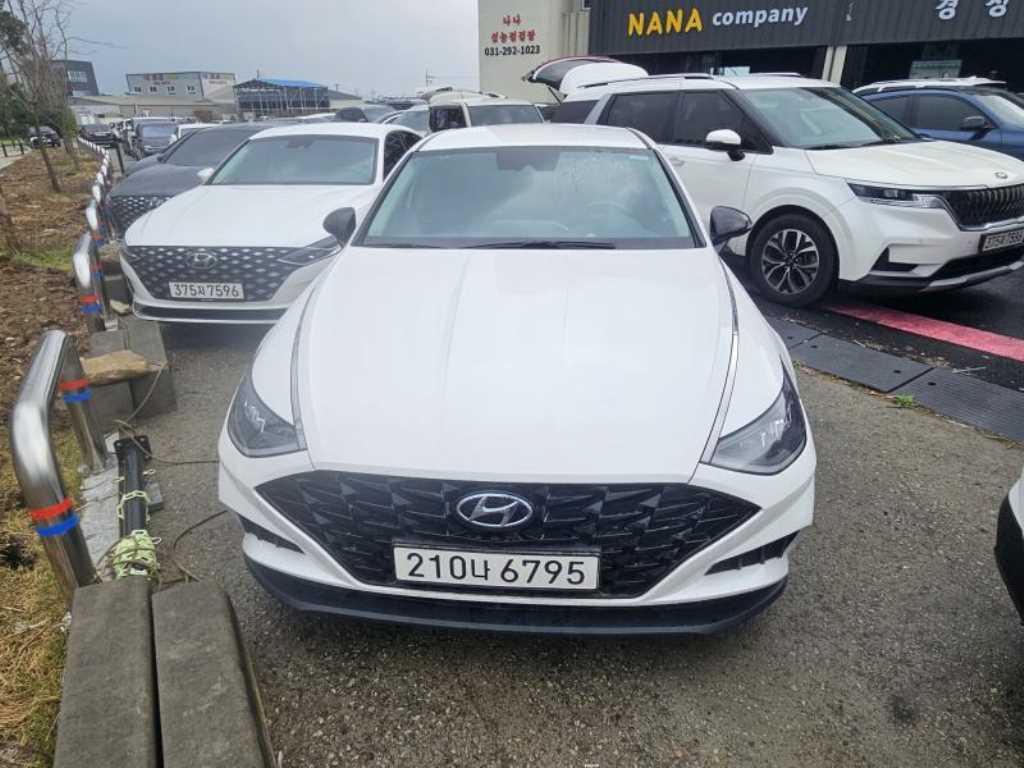HYUNDAI Sonata 2022 Blanco - Importación desde Corea - HF Imports Iquique - Foto 1