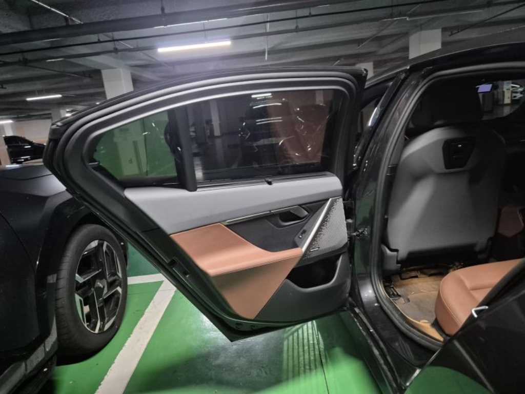 BMW i5 2024 Negro - Importación desde Corea - HF Imports Iquique - Foto 14