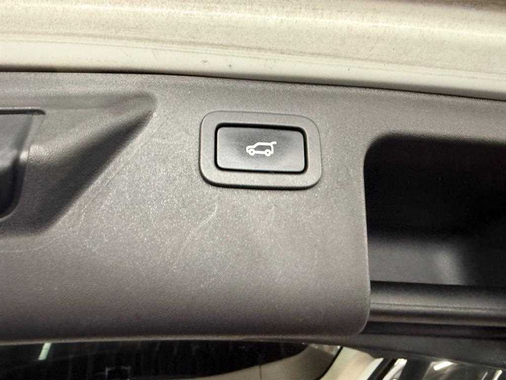 Land Rover Discovery Sports 2016 Blanco - Importación desde Corea - HF Imports Iquique - Foto 20