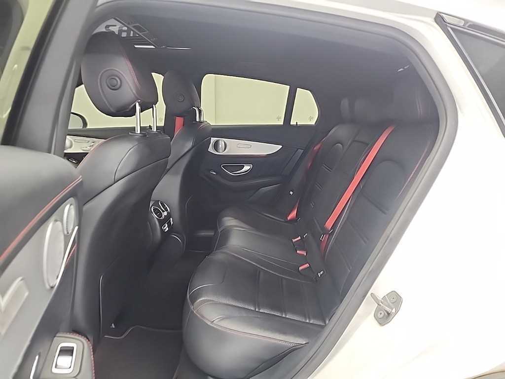 Mercedes Benz GLC Class - Vista 12