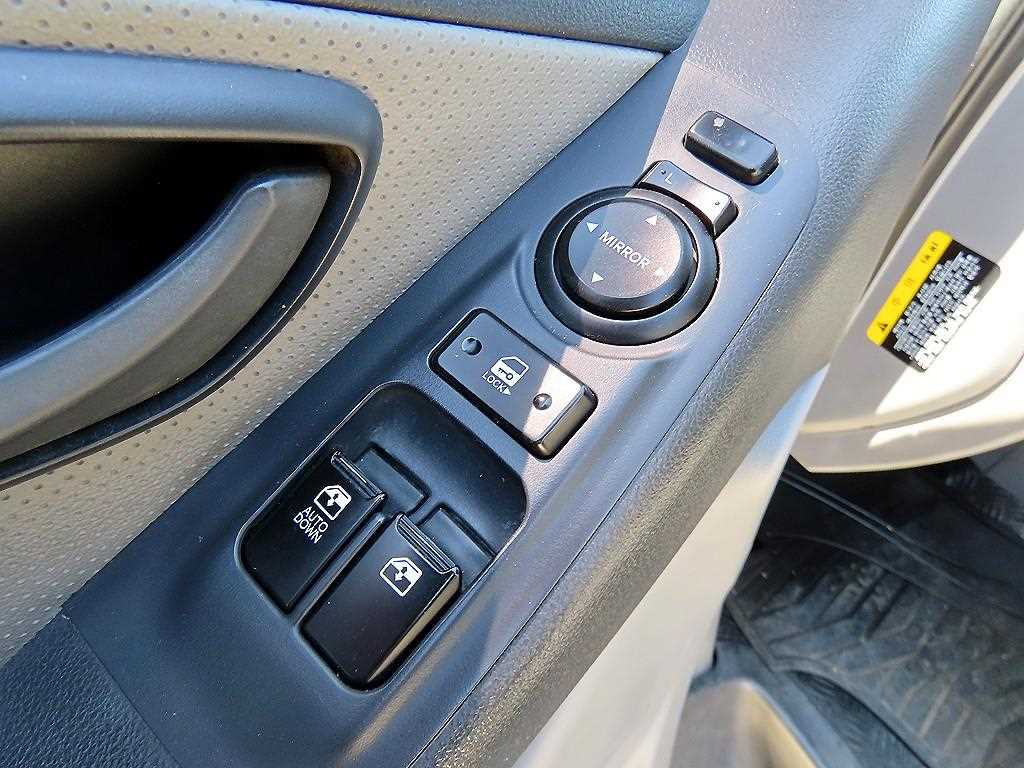 HYUNDAI Starex - Vista 12