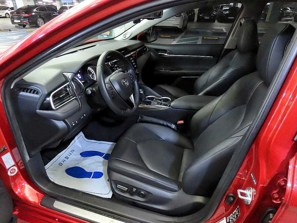 Toyota Camry - Vista 6