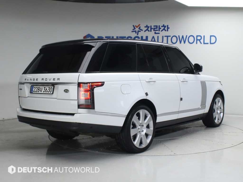 [랜드로버]레인지로버 4세대 4.4 SDV8 AB 디젤 - миниатюра 2