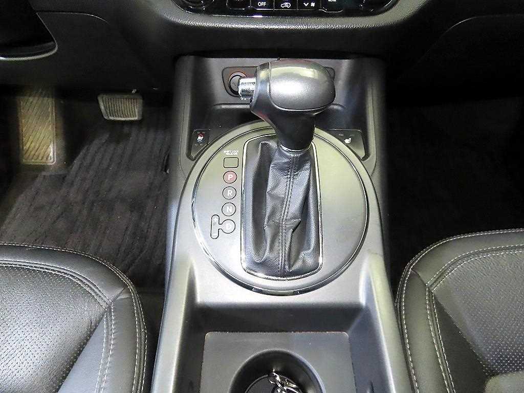 KIA Sportage - Vista 12