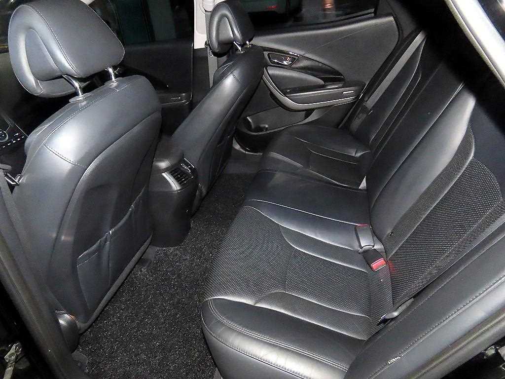 HYUNDAI Grandeur - Vista 7