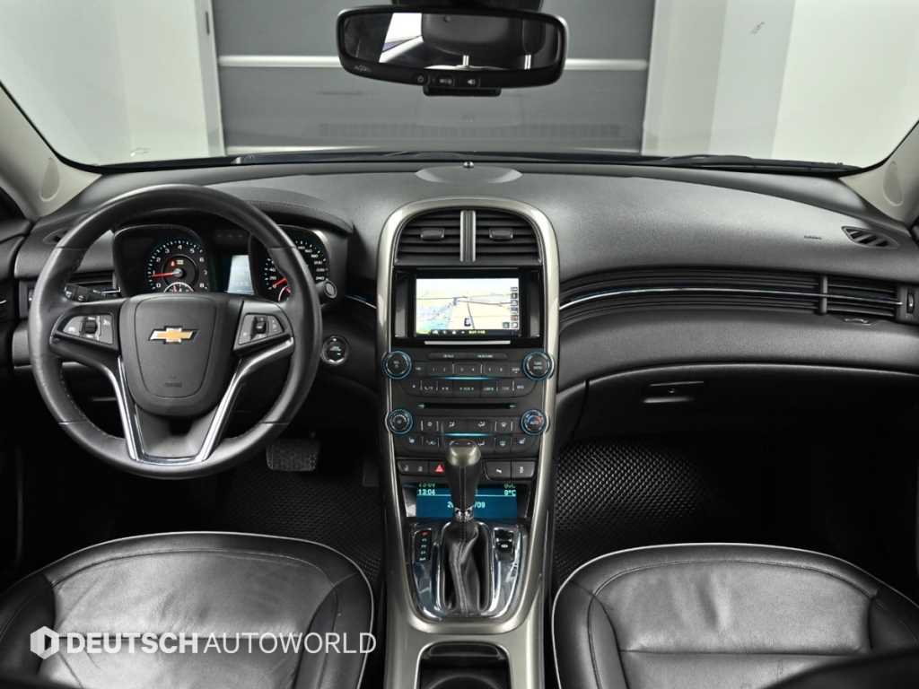 Chevrolet Malibu - Vista 7