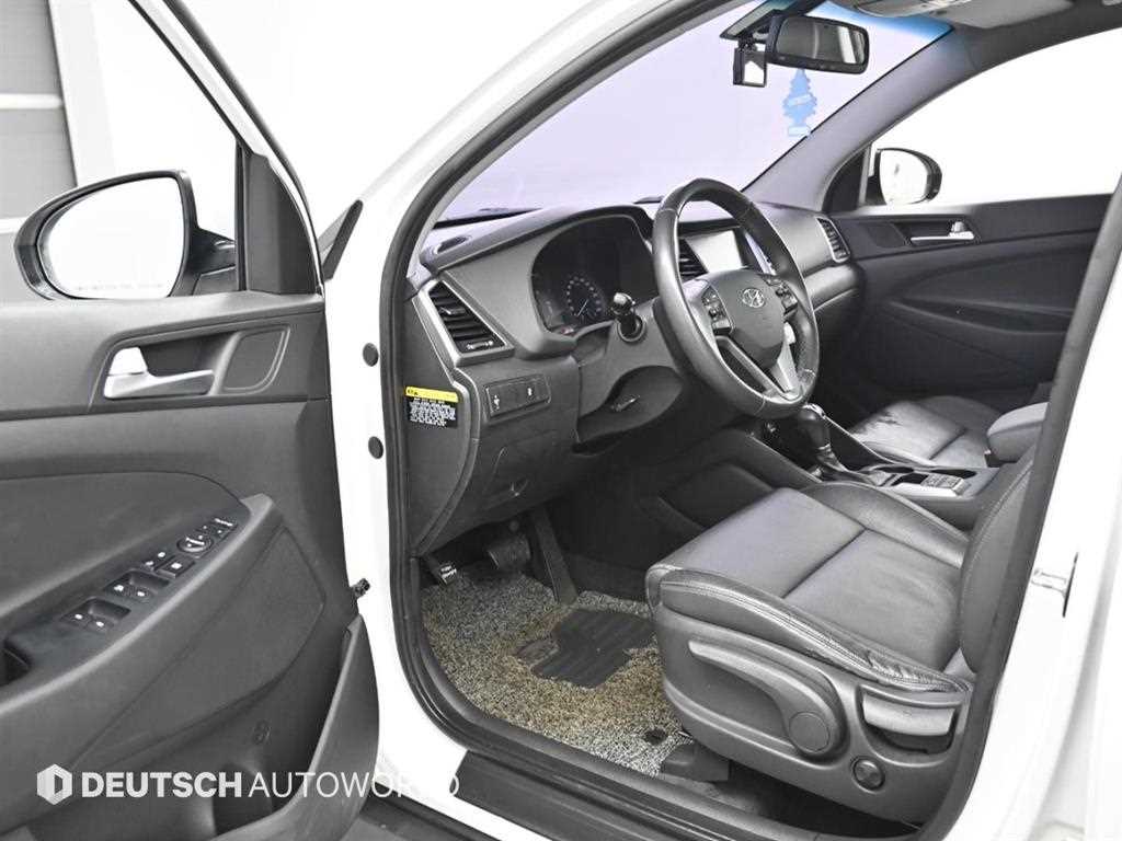 HYUNDAI Tucson - Vista 11