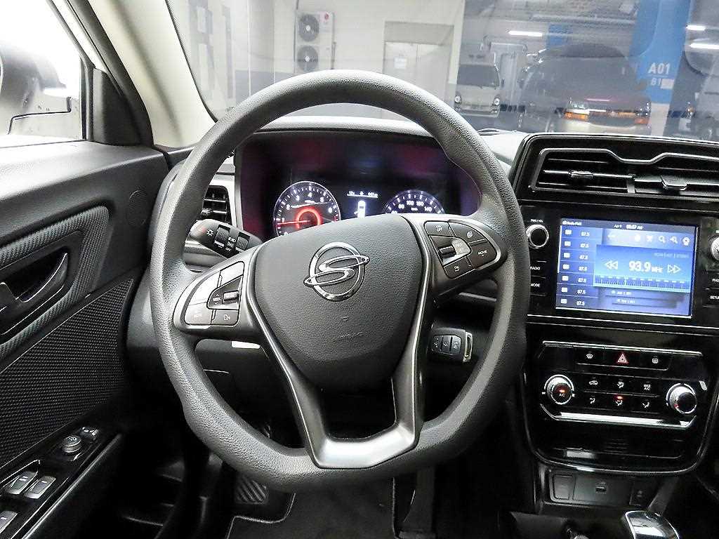 Ssangyong Tivoli - Vista 7