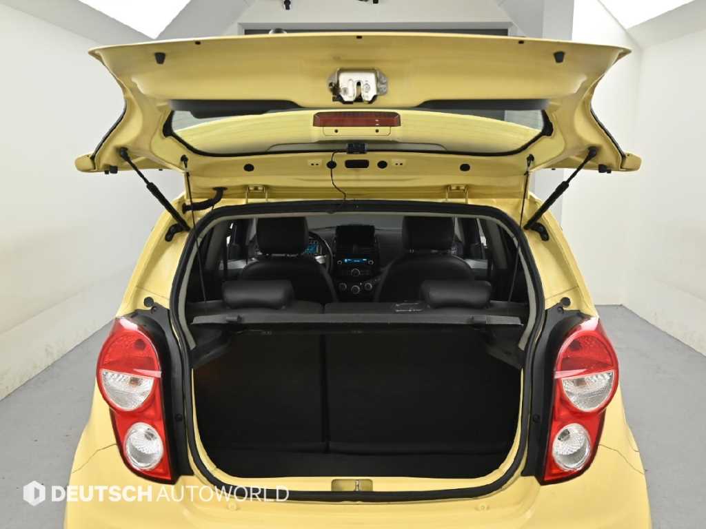 Chevrolet Spark 2013 Amarillo - Importación desde Corea - HF Imports Iquique - Foto 20