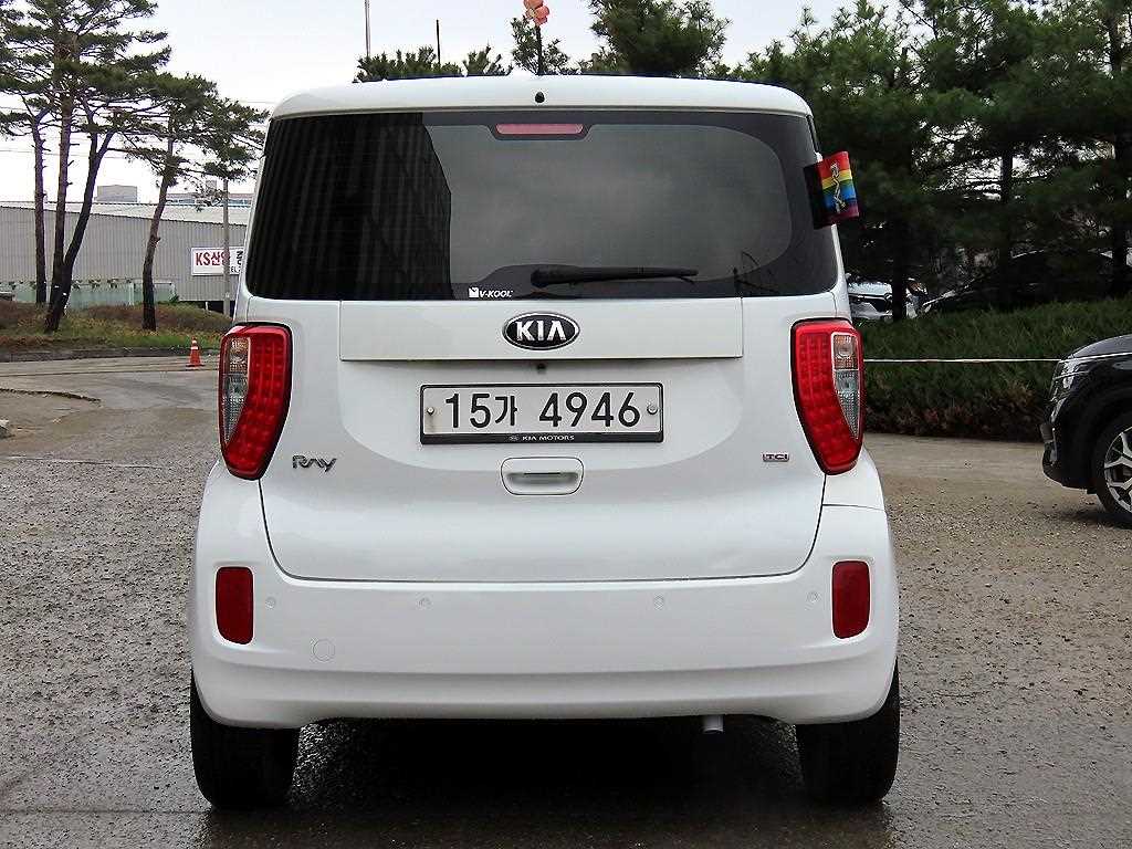 KIA Ray - Vista 4