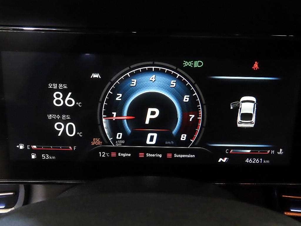 HYUNDAI Avante - Vista 9