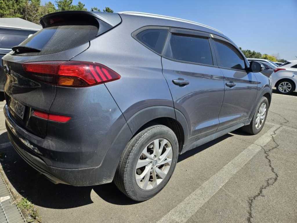HYUNDAI Tucson - Vista 4