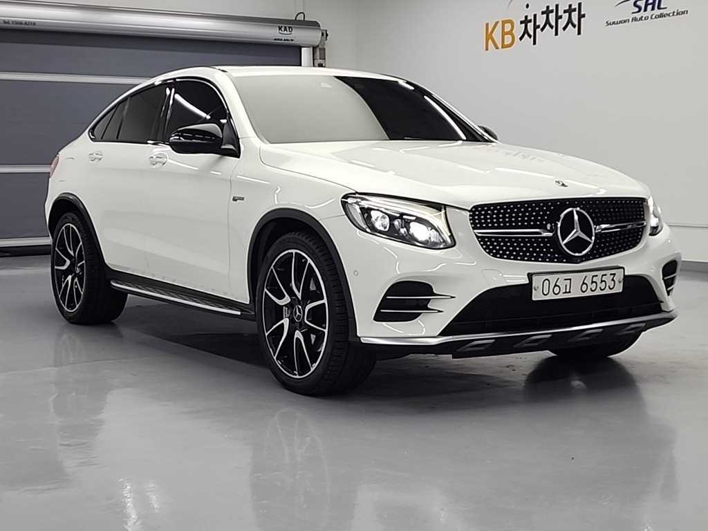 Mercedes Benz GLC Class - Vista 4