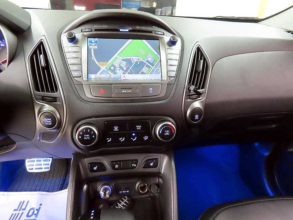 HYUNDAI Tucson 2015 Blanco - Importación desde Corea - HF Imports Iquique - Foto 13