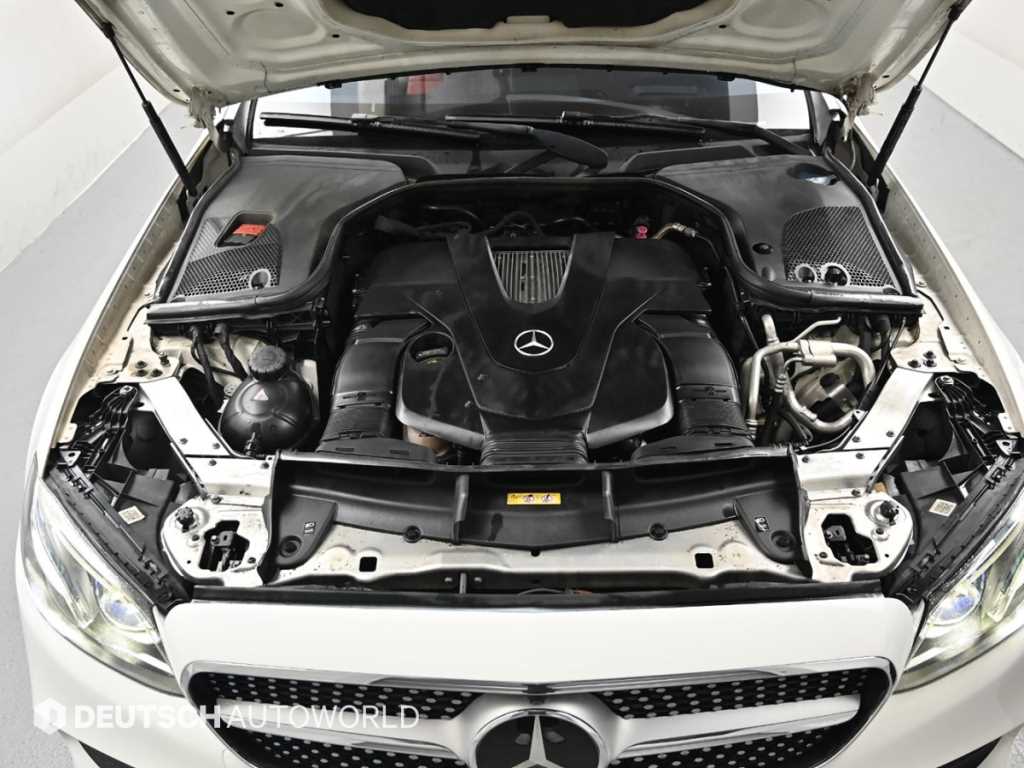 Mercedes Benz E class - Vista 6
