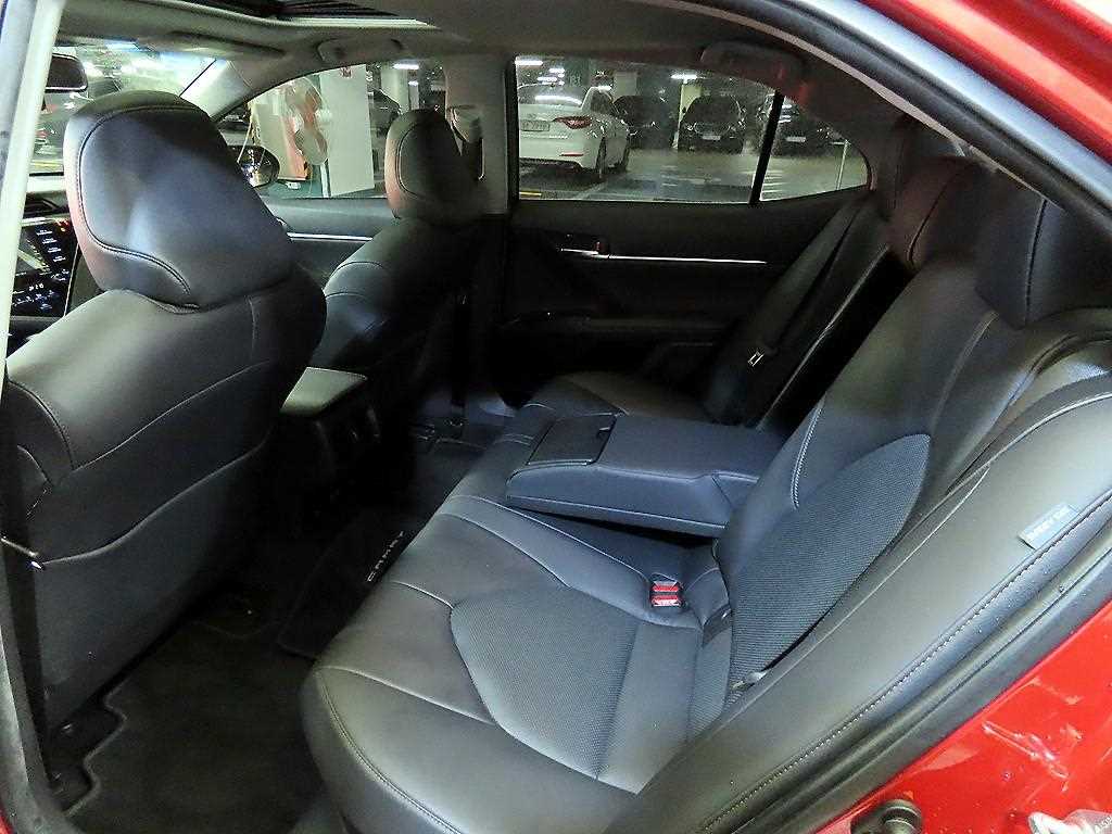 Toyota Camry - Vista 7