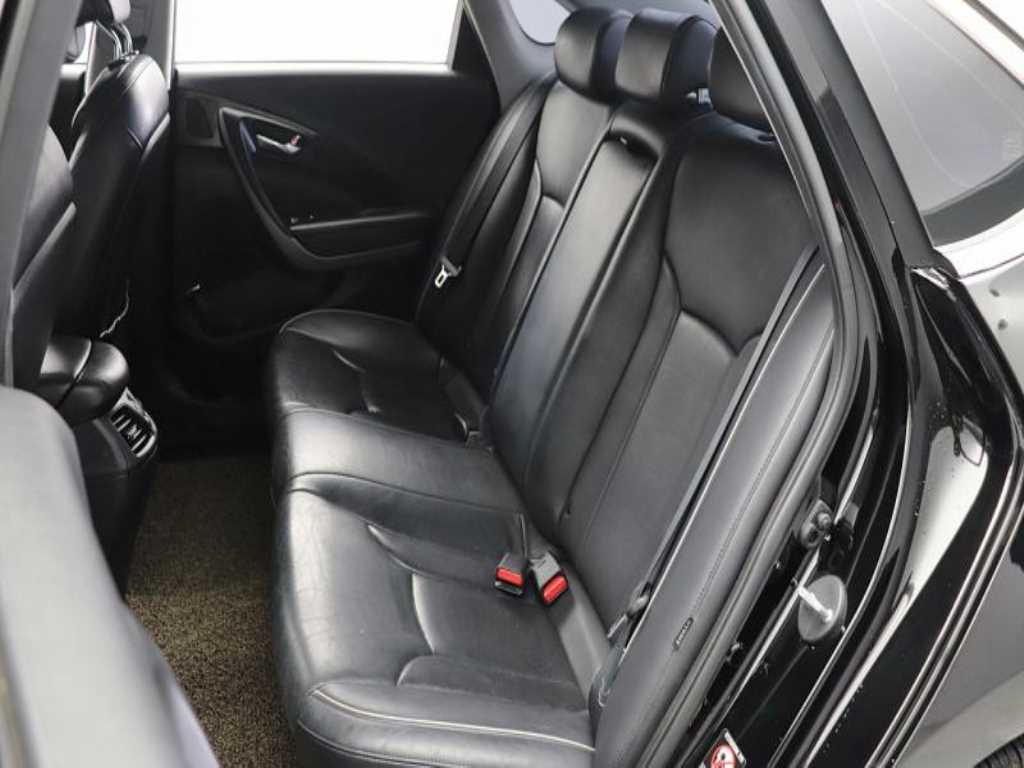 HYUNDAI Aslan - Vista 9