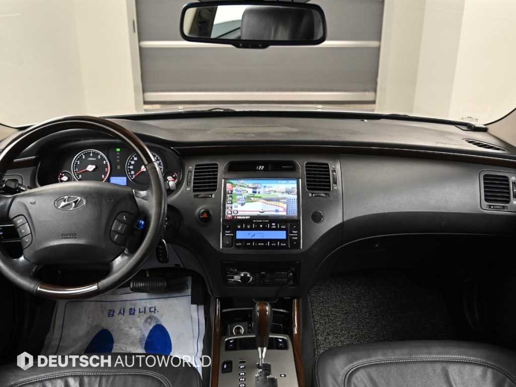 HYUNDAI Grandeur - Vista 7