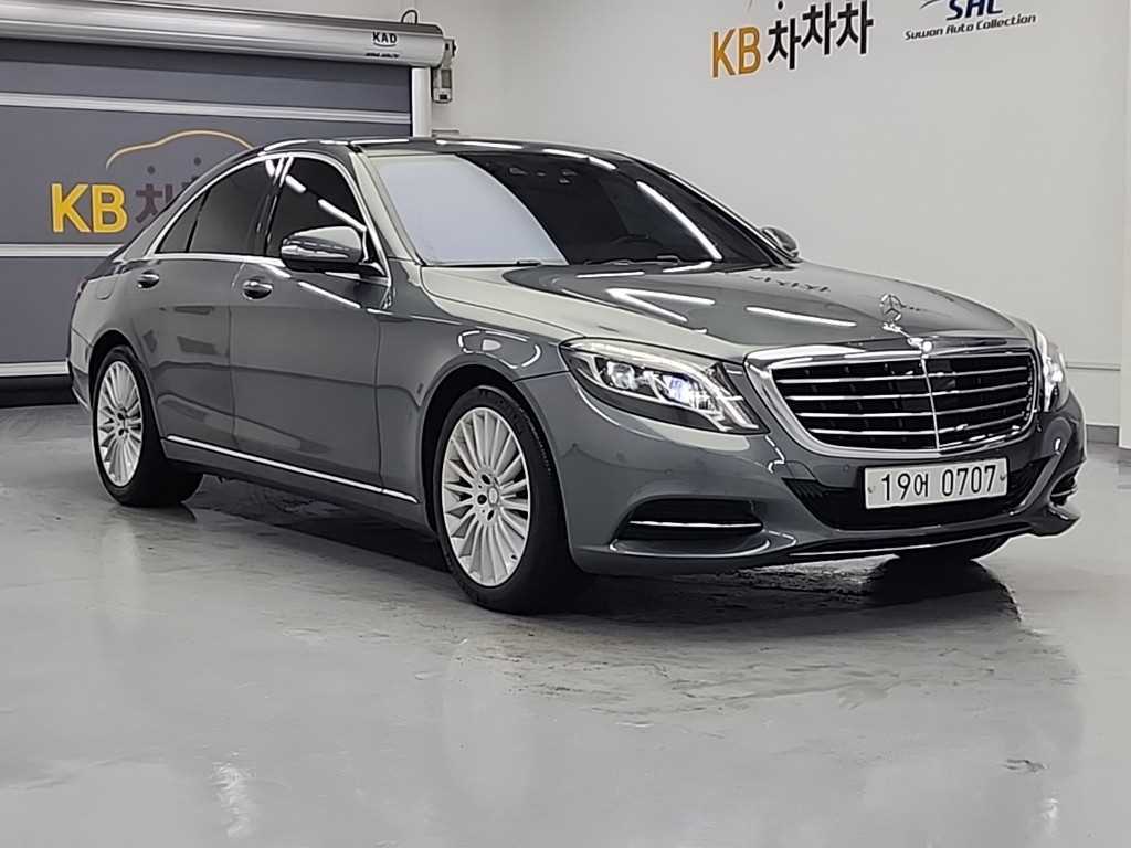 Mercedes Benz S Class - Vista 4