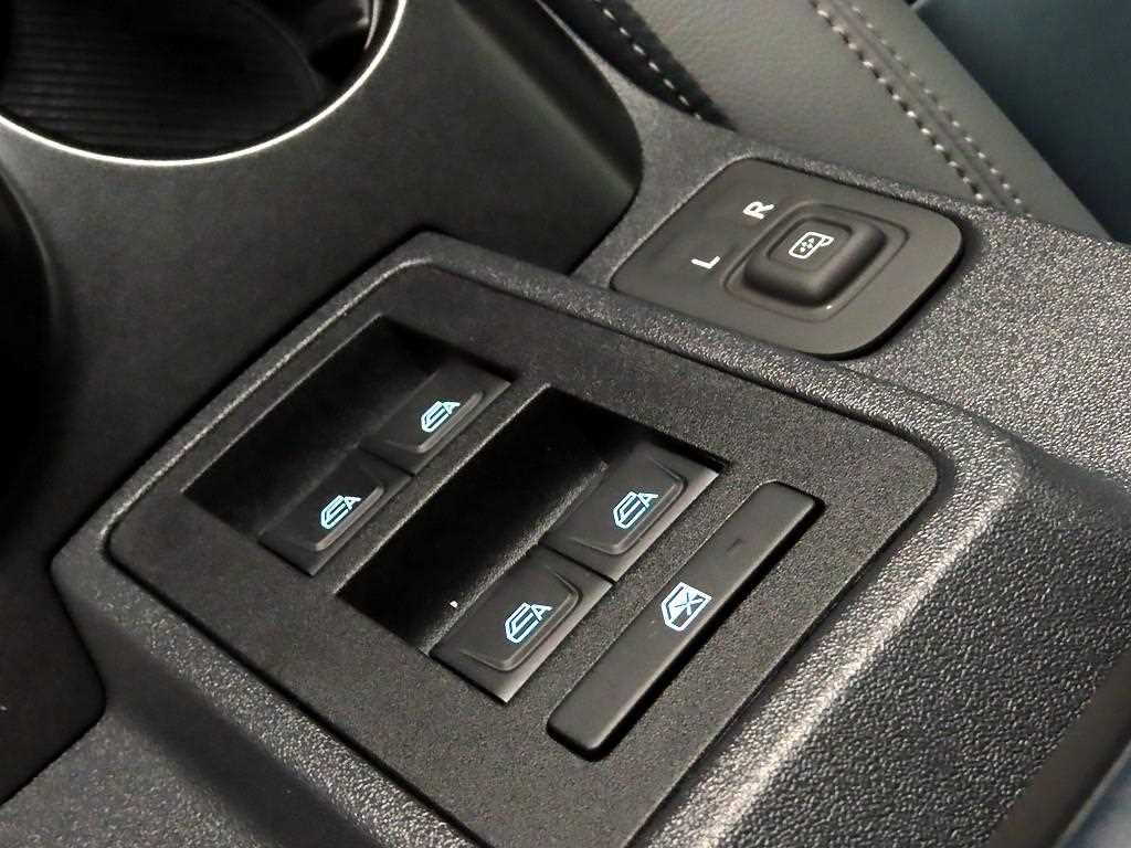 Ford Bronco - Vista 12
