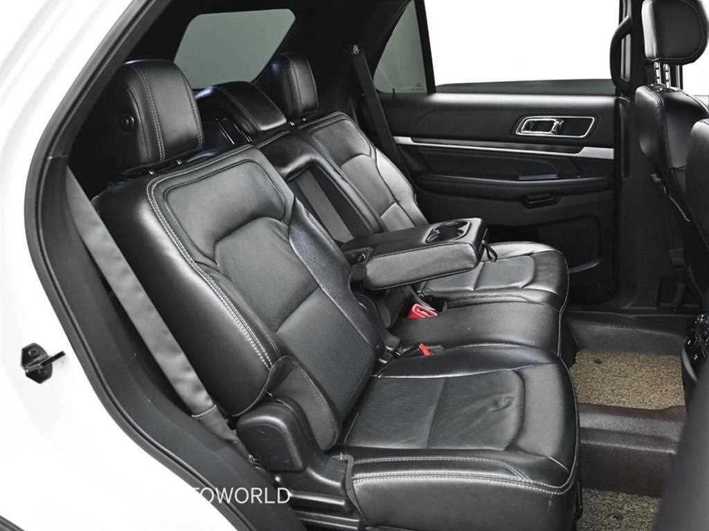 [포드]익스플로러 2.3 에코부스트 리미티드 4WD - миниатюра 12