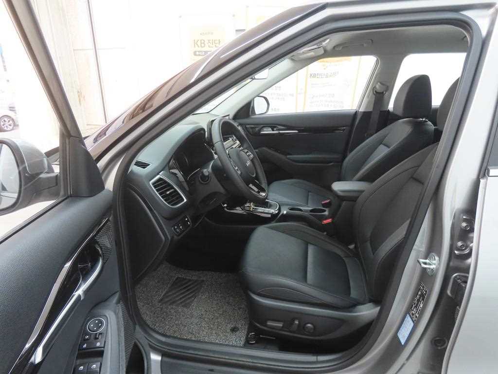 KIA Seltos - Vista 5