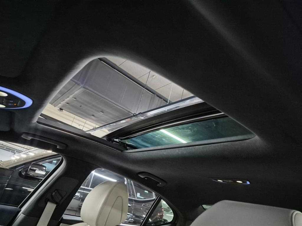 Genesis G70 - Vista 11