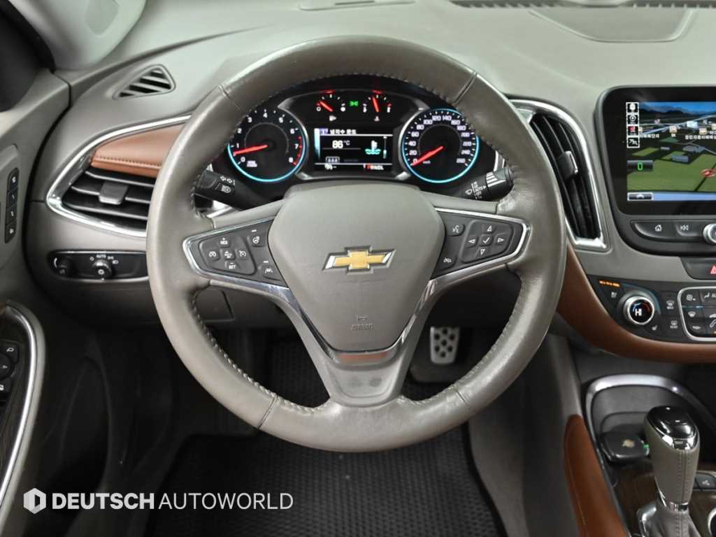 Chevrolet Malibu 2017 Blanco - Importación desde Corea - HF Imports Iquique - Foto 13