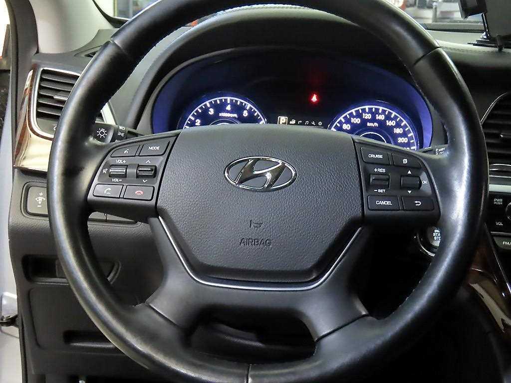 HYUNDAI Aslan - Vista 8