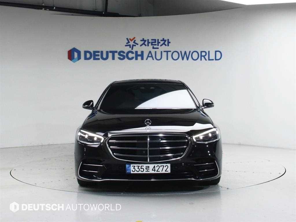 Mercedes Benz S Class - Vista 3