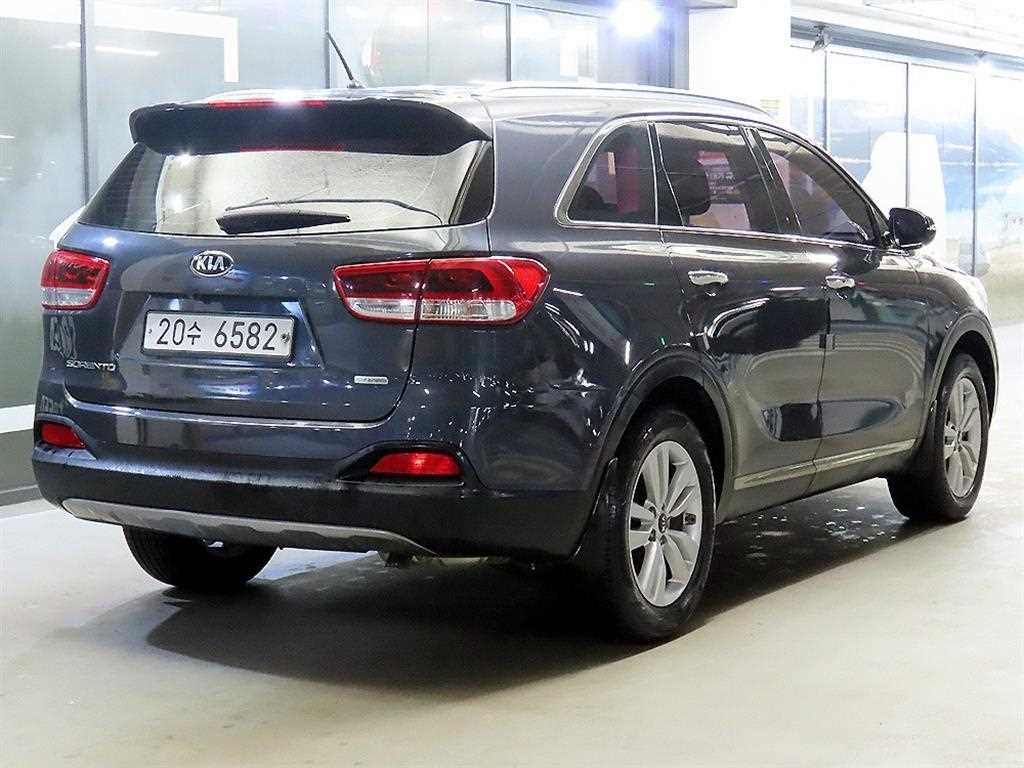 KIA Sorento - Vista 4
