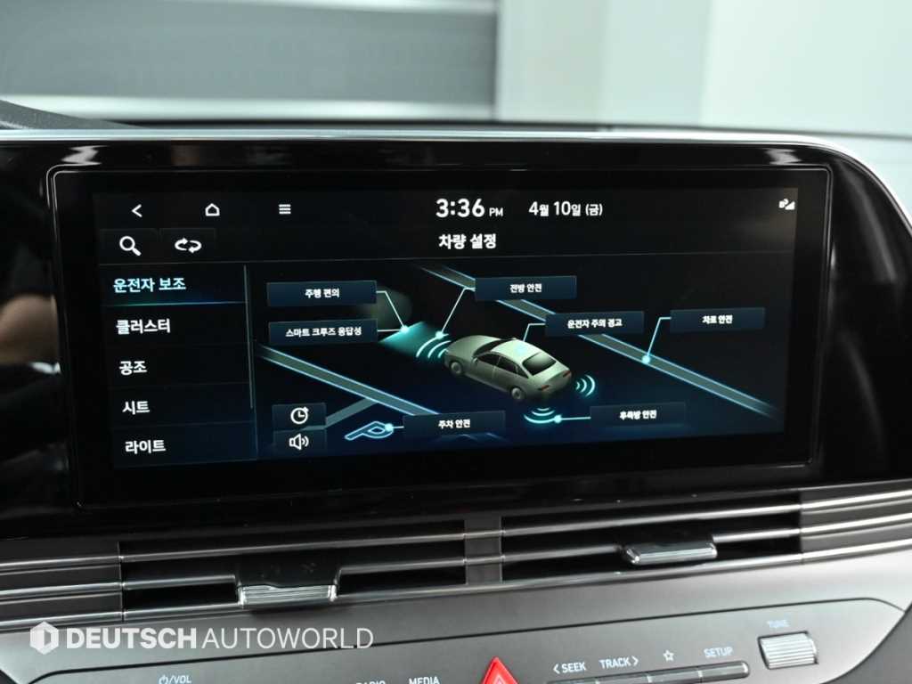 HYUNDAI Grandeur - Vista 10