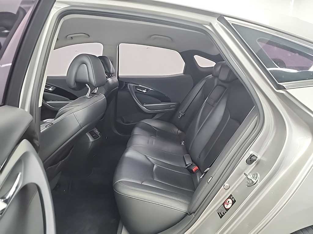 HYUNDAI Grandeur - Vista 12