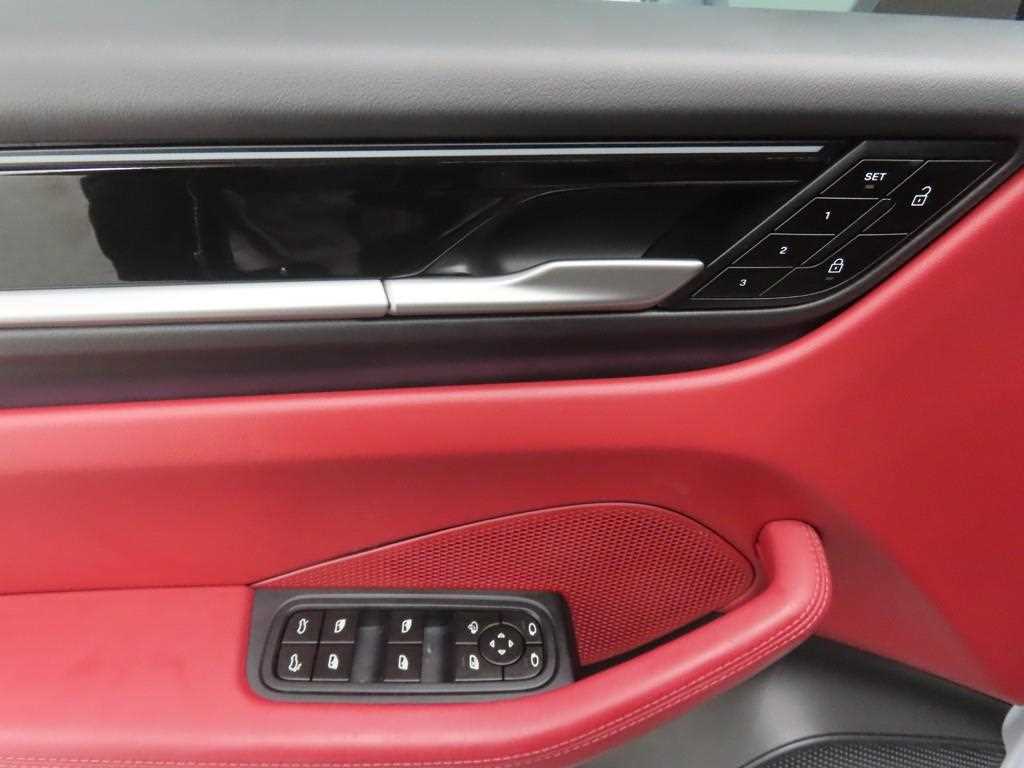 Porsche Macan - Vista 10