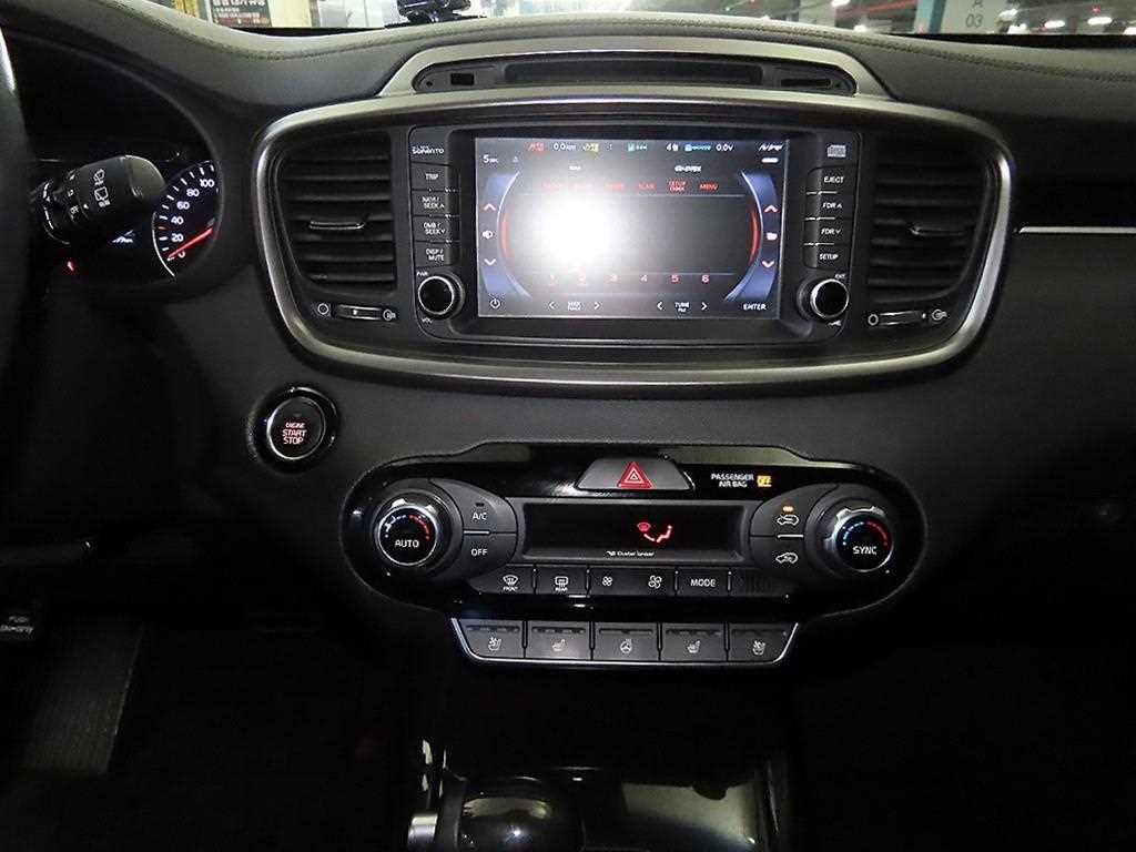 KIA Sorento - Vista 11