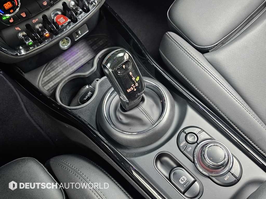 Mini Clubman - Vista 9