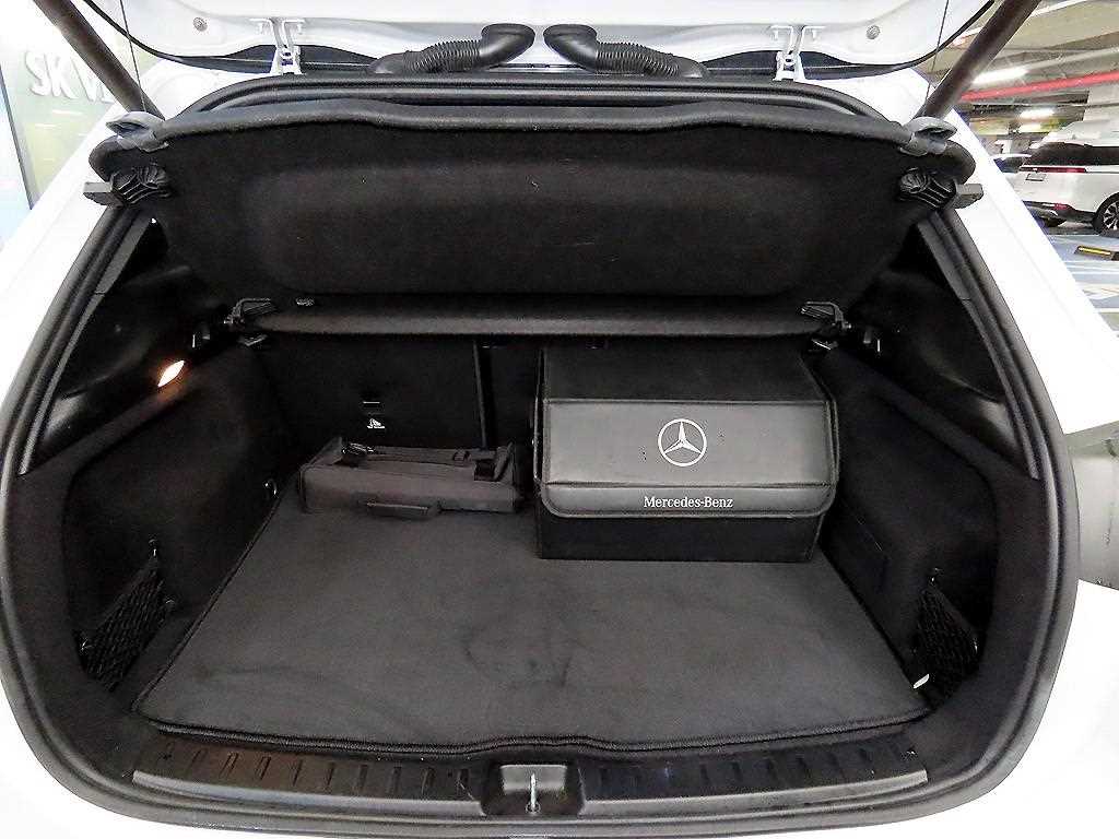 Mercedes Benz EQA 2022 Blanco - Importación desde Corea - HF Imports Iquique - Foto 17