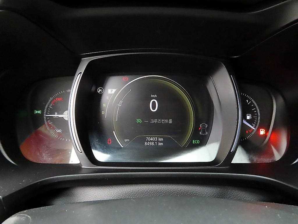 SAMSUNG QM6 - Vista 8