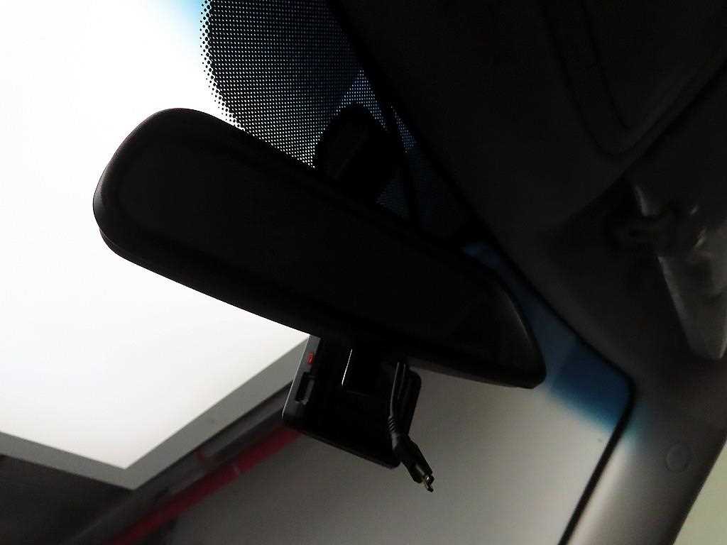 Ssangyong Tivoli 2022 Blanco - Importación desde Corea - HF Imports Iquique - Foto 17