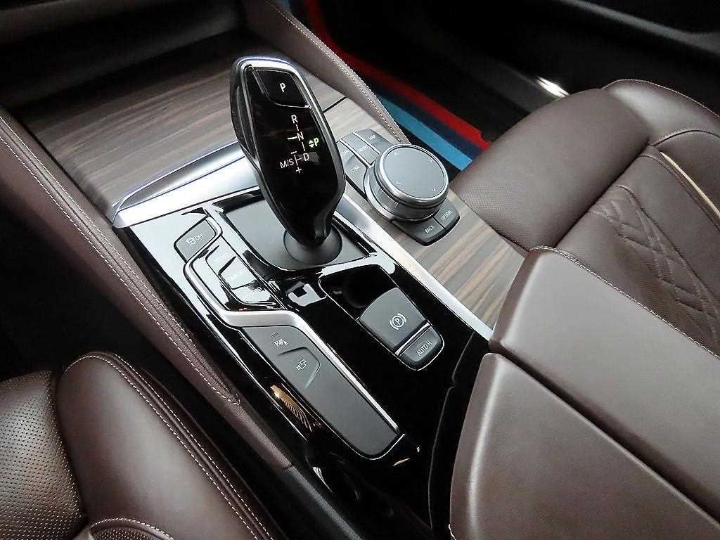 BMW 5 Series - Vista 11