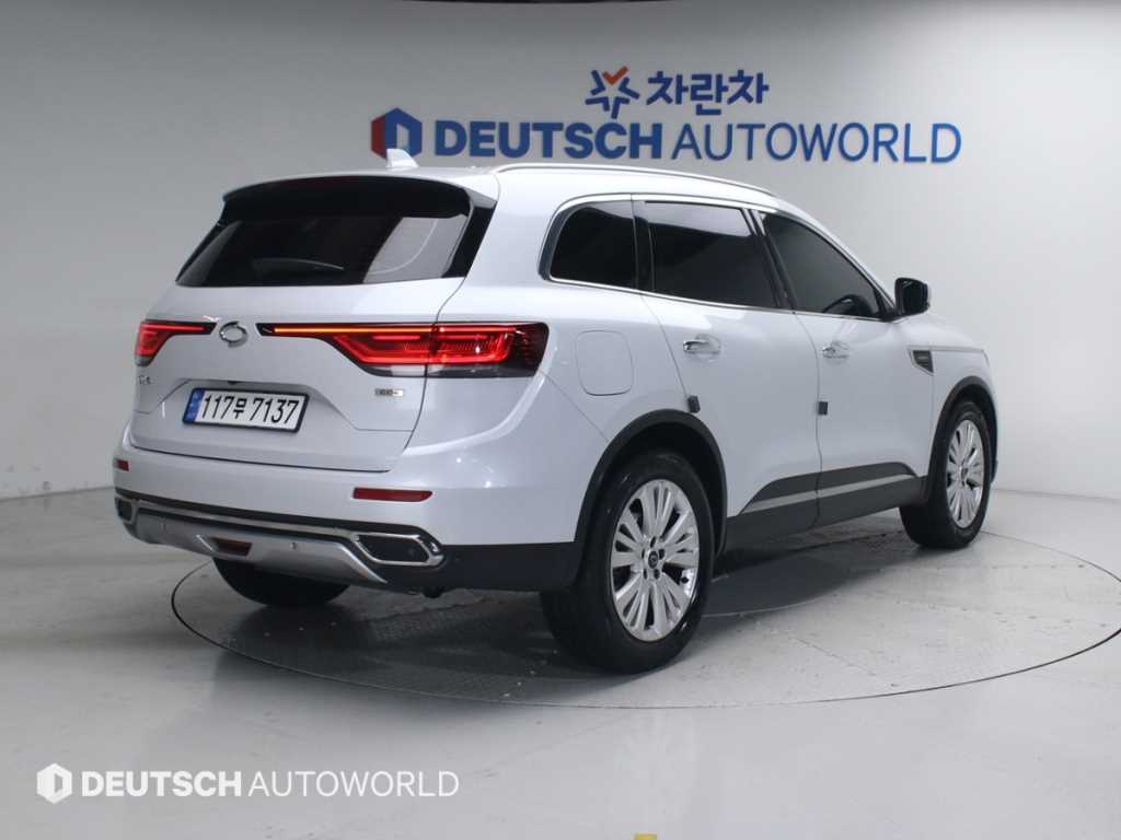 SAMSUNG QM6 - Vista 2