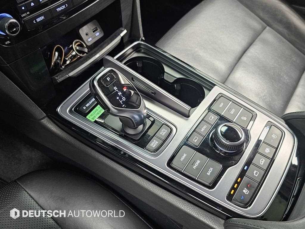 HYUNDAI Equus - Vista 9