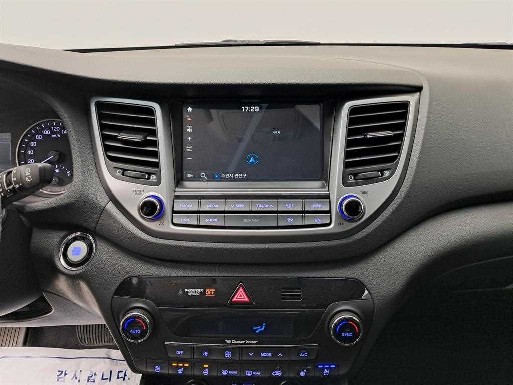 HYUNDAI Tucson - Vista 9