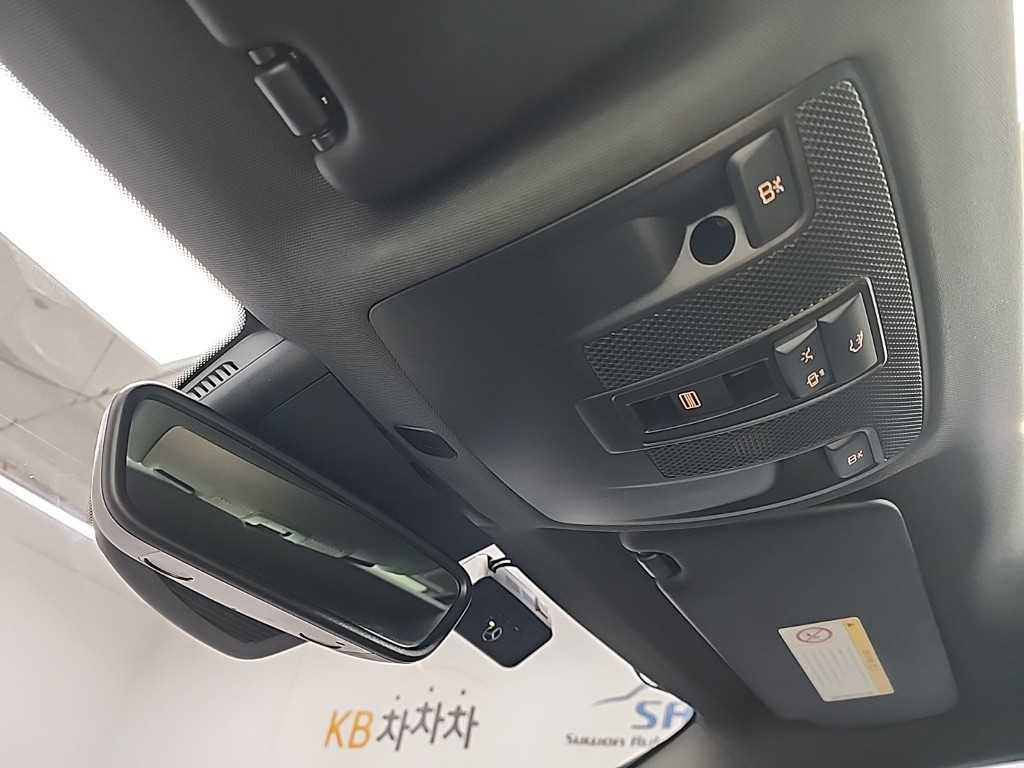 Mercedes Benz CLA Class 2017 Blanco - Importación desde Corea - HF Imports Iquique - Foto 17