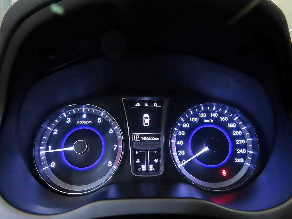 HYUNDAI Grandeur - Vista 9