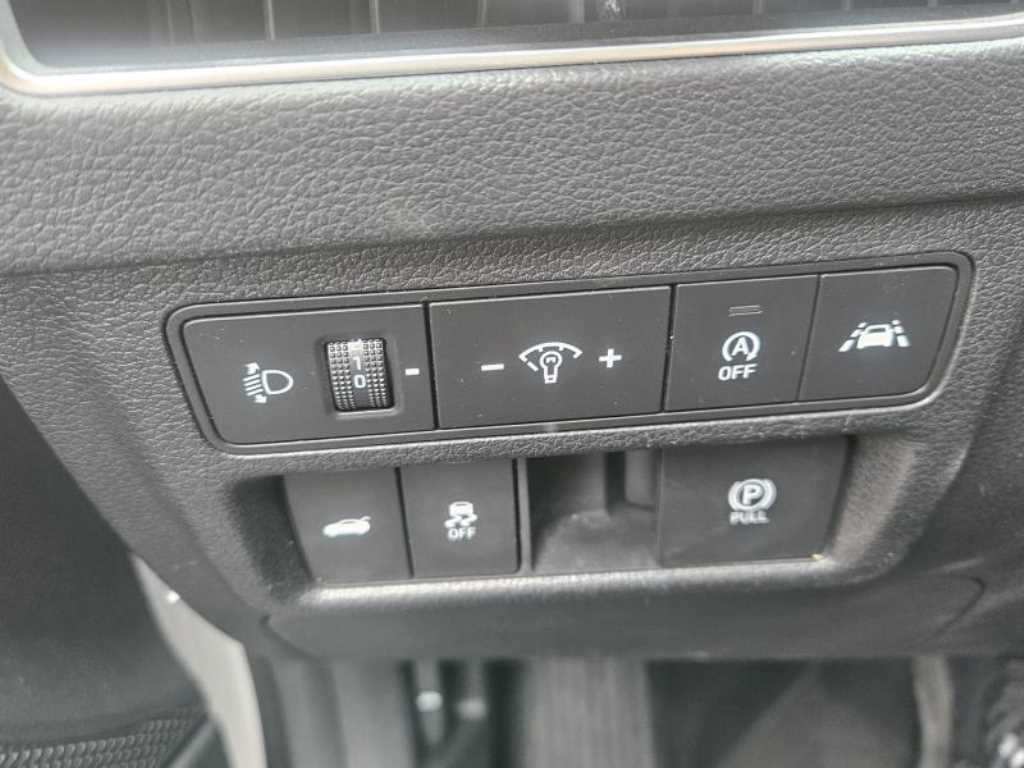 HYUNDAI Sonata - Vista 8