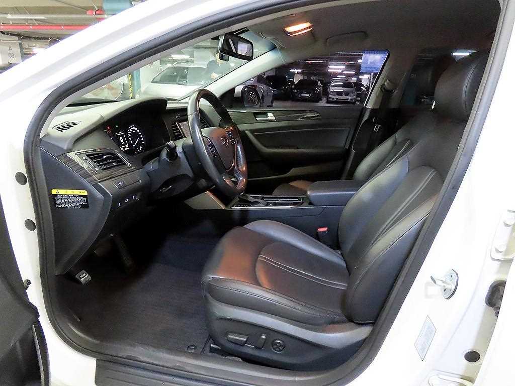 HYUNDAI Sonata - Vista 6