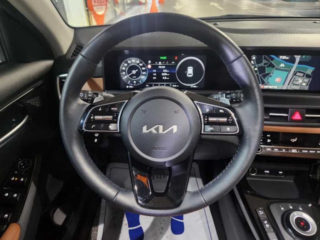 KIA Seltos - Vista 8