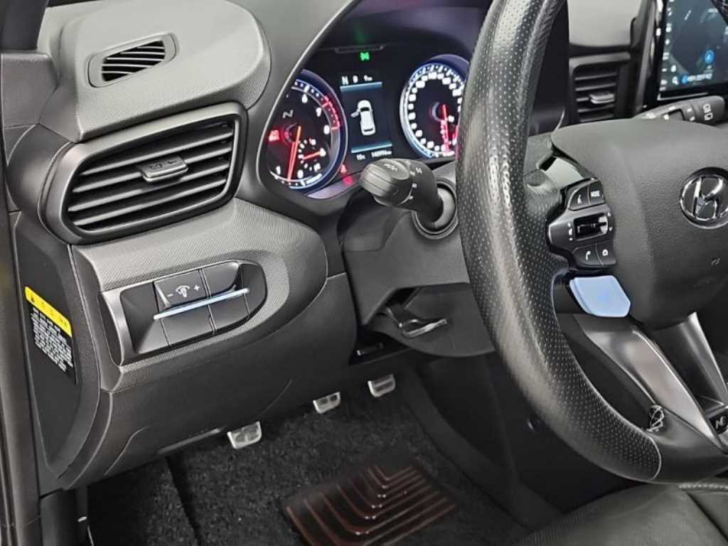 HYUNDAI Veloster - Vista 9