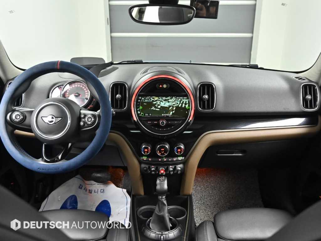 Mini Countryman - Vista 7